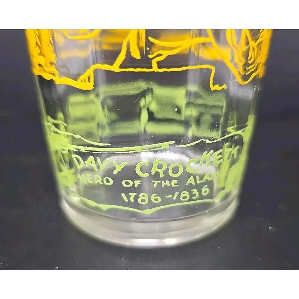 Vintage Davy Crockett Glass Yellow Tumbler Approx. Size: 5-1/2